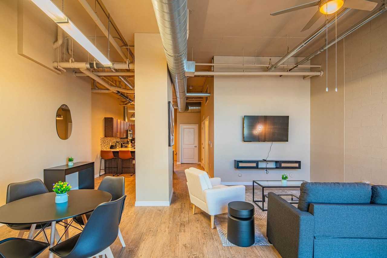 1275 E University Dr #1388732P - Photo 6 of 50