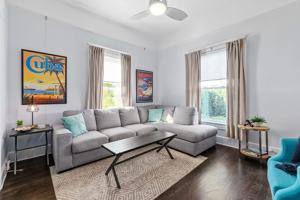 featured image of 17 Old Mission Ave