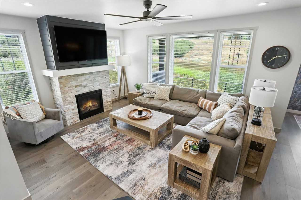 12737 N Belaview Way #1282845P - Photo 2 of 47