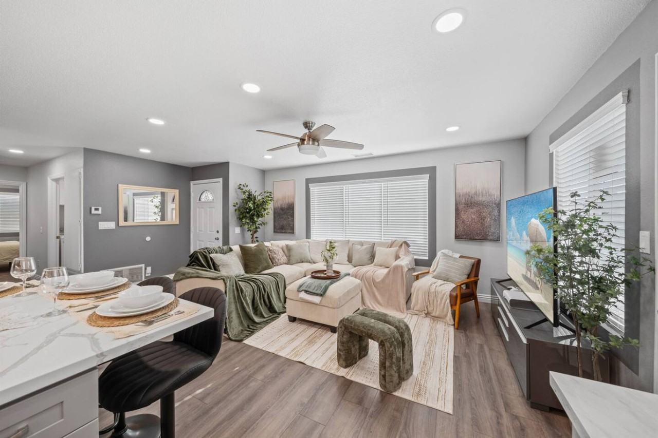 10983 Parkdale Ave #1283139P - Photo 5 of 33