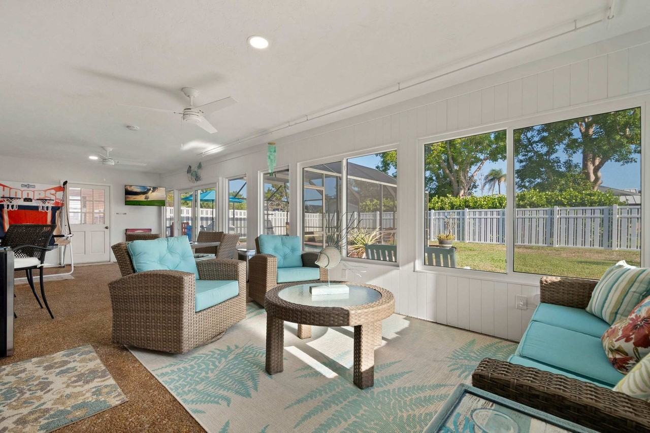 7307 11th Ave W #1284307P - Photo 5 of 35