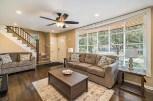 18328 Ashland Ave - Photo 1 of 1