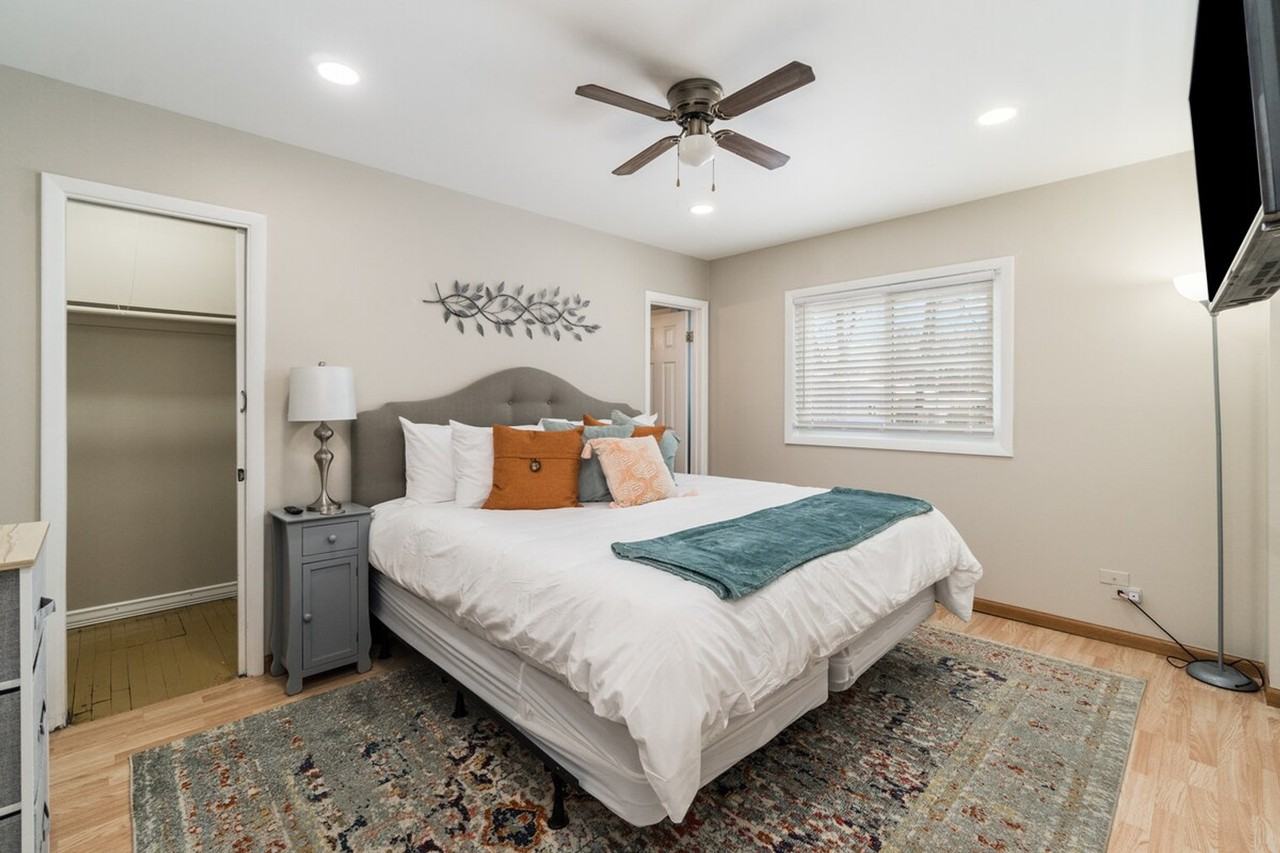 920 Apple St #1285066P - Photo 5 of 19