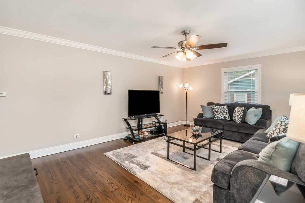 823 Jay St #1285082P - Photo 3 of 22