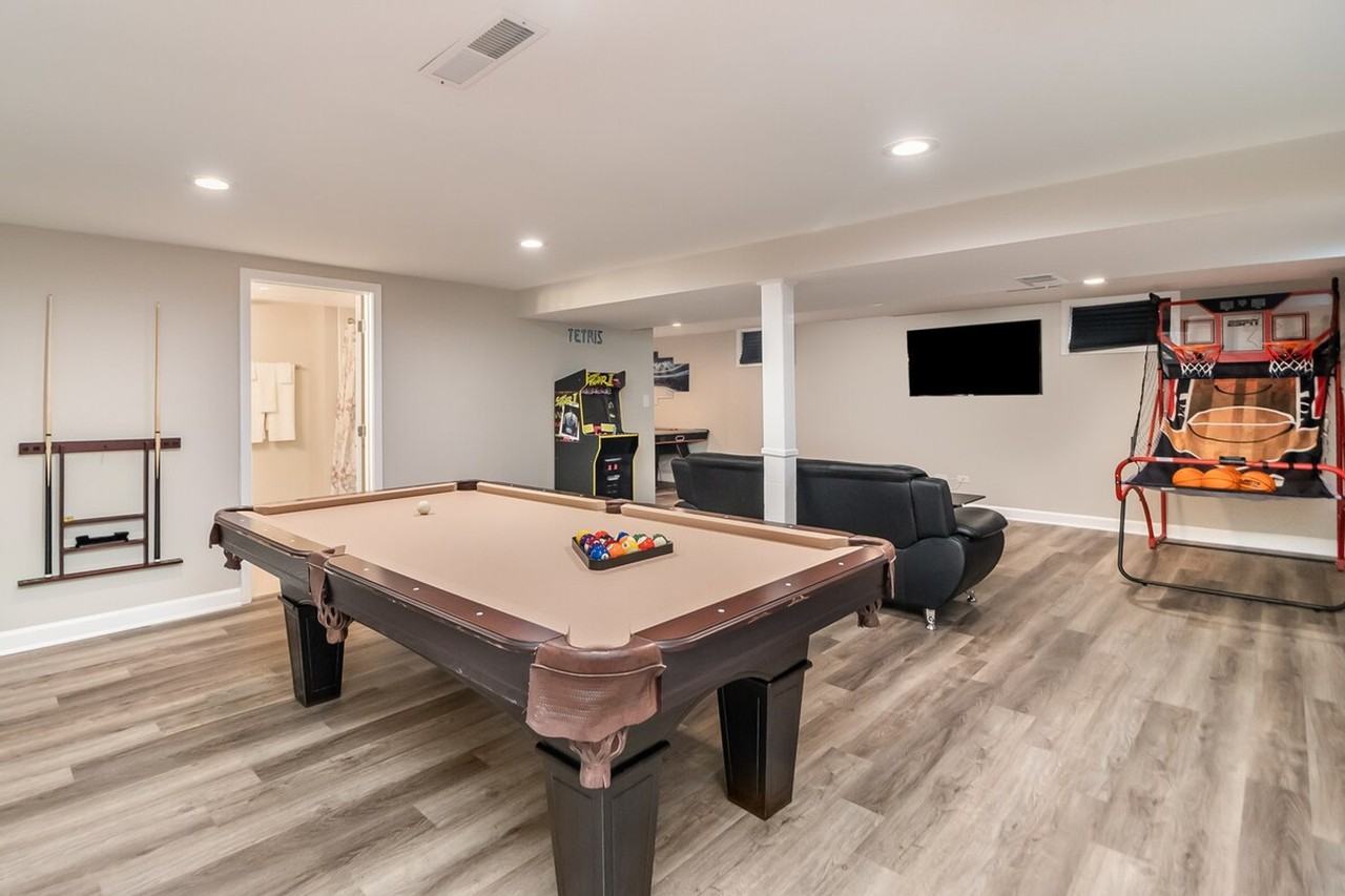 823 Jay St #1285082P - Photo 4 of 22