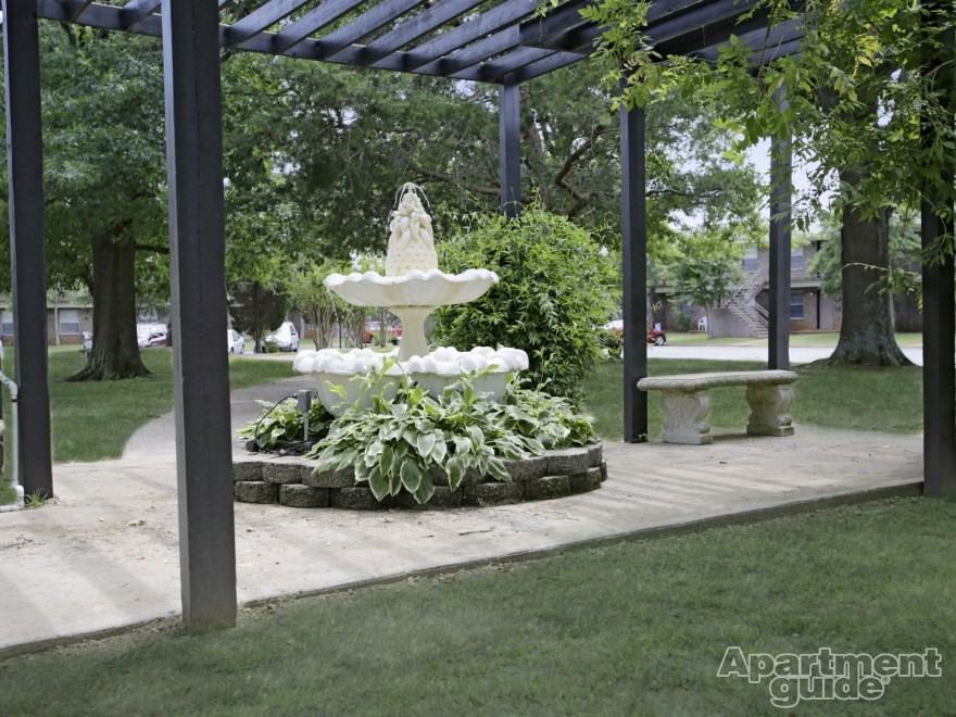 Granada Apartments and Townhomes - Photo 2 of 2