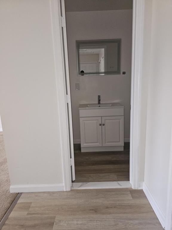 100 Quarry Rd - Photo 4 of 33