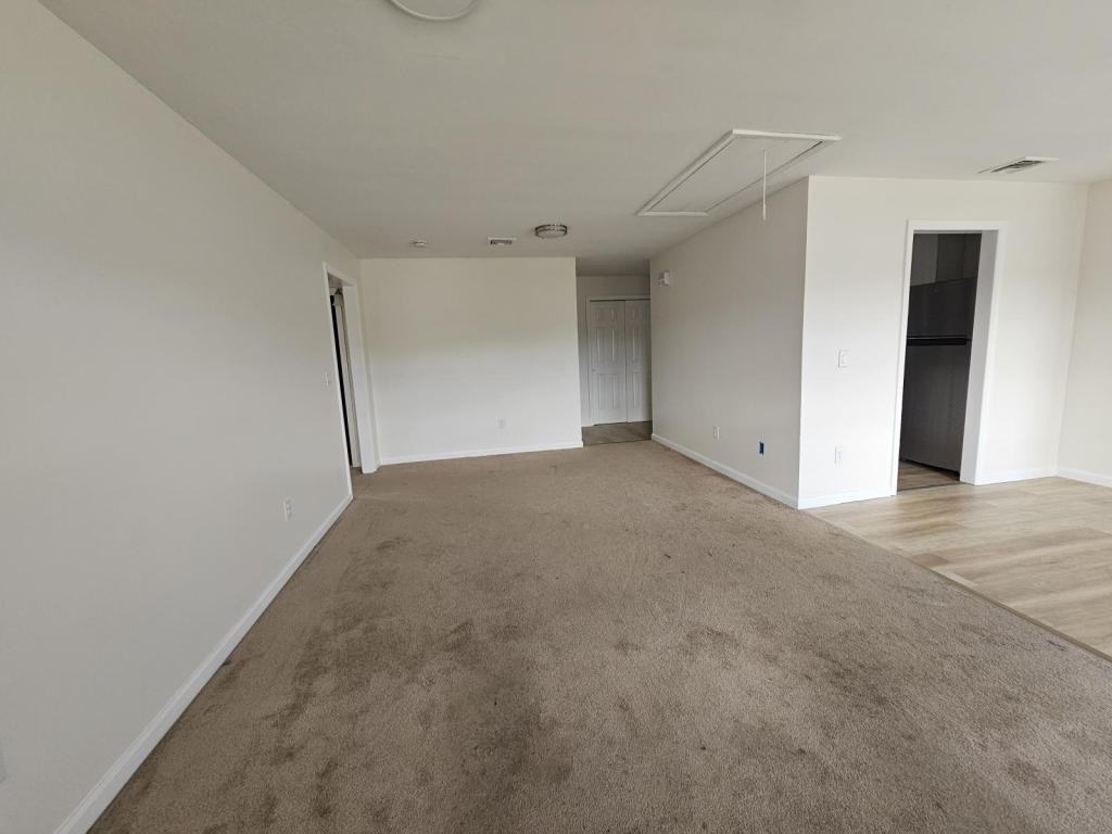 100 Quarry Rd - Photo 6 of 33