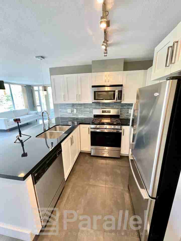 2133 Douglas Road #1003 - Photo 2 of 34