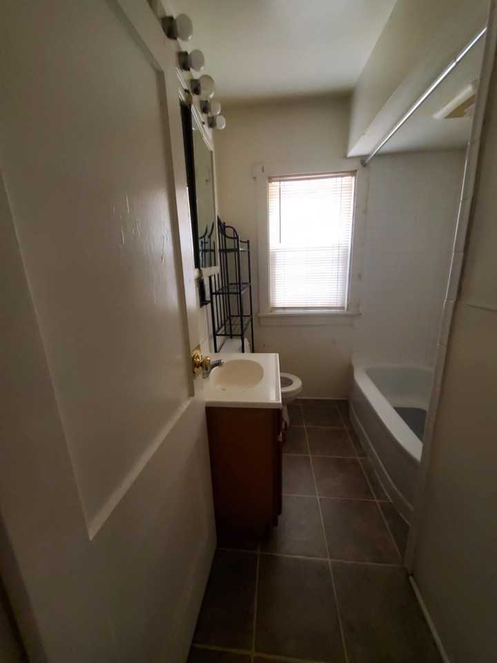 1246 E Riverside Ave #1 - Photo 2 of 18