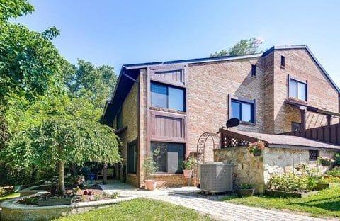 5716 Thunder Hill Rd - Photo 2 of 4
