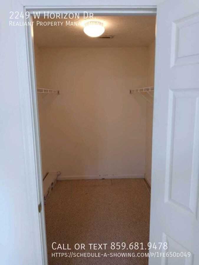 2249 W Horizon Dr - Photo 3 of 11