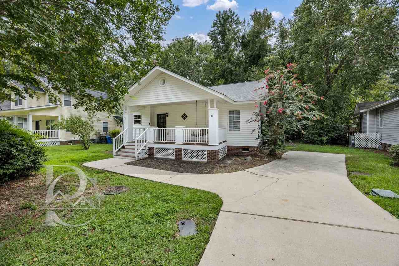 23 Graymont Circle - Photo 3 of 35