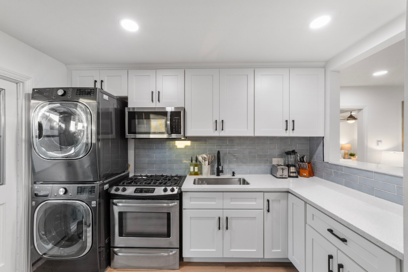 4440 Clairemont Dr #4442 - Photo 2 of 20