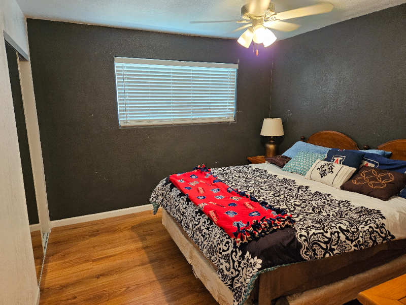 1605 S 12th Ave - Photo 5 of 12