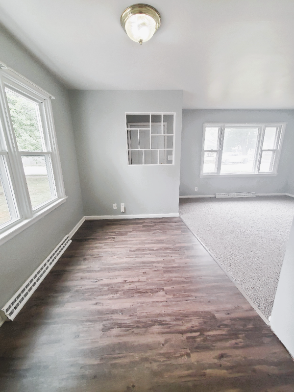 425 N Blanchard St - Photo 3 of 20