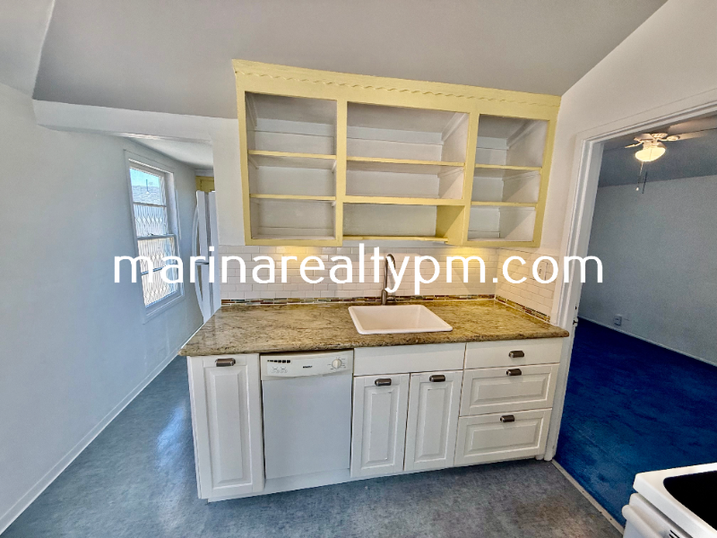 1716 Marin St #B - Photo 6 of 28