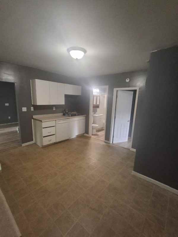 1127 Jackson St #2 - Photo 3 of 15