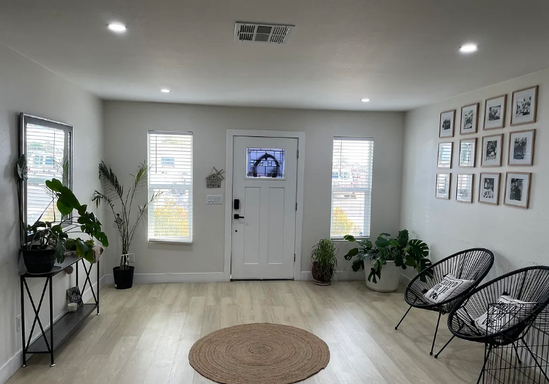 6908 W Wanda Lynn Ln - Photo 2 of 9