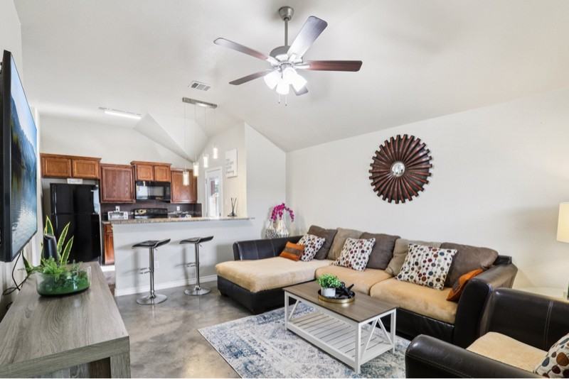 1235 Liberation Ln #B - Photo 2 of 25