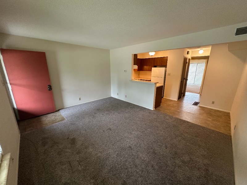 622 Cumberland Dr #622 - Photo 3 of 13