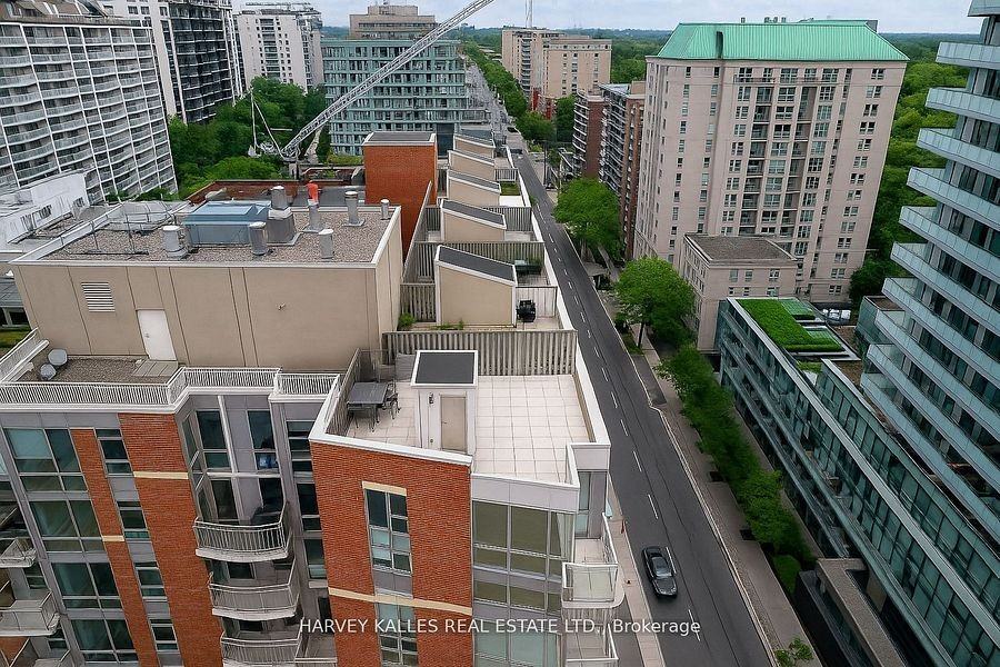 18 Merton Street #1109 - Photo 7 of 35