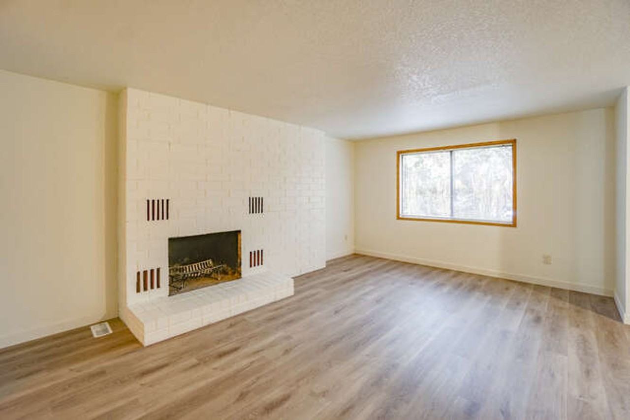 Hidden Pines Apartments - Photo 5 of 28