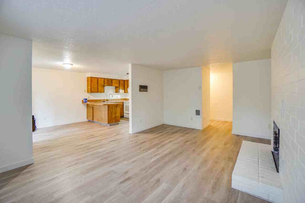Hidden Pines Apartments - Photo 4 of 28