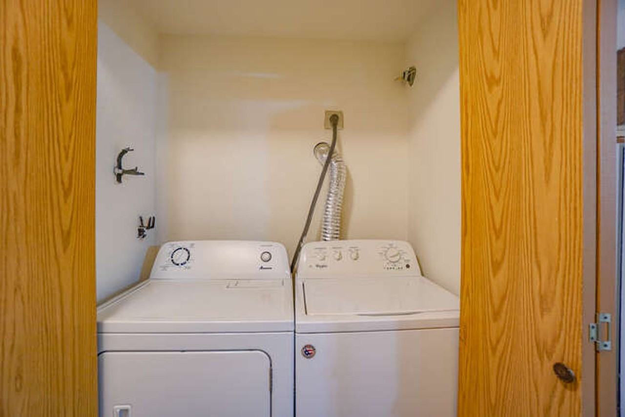 Hidden Pines Apartments - Photo 7 of 28