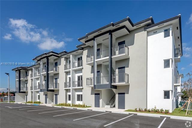 243 West 77th Street - Photo 2 of 7