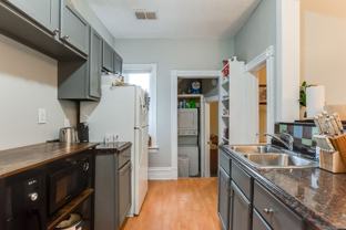 138 Isabel St W #2 - Photo 1 of 1