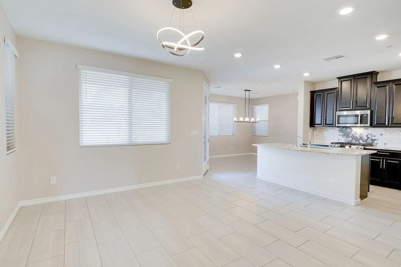 932 Lotus Falls St #NA - Photo 5 of 50