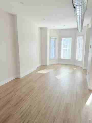 101 Westford St #101-2 - Photo 6 of 11