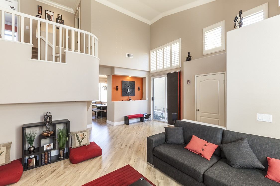 725 Roscoe St #NA - Photo 5 of 37
