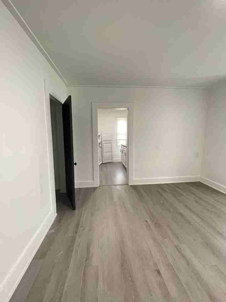1082 21st Street #204 - Photo 4 of 17