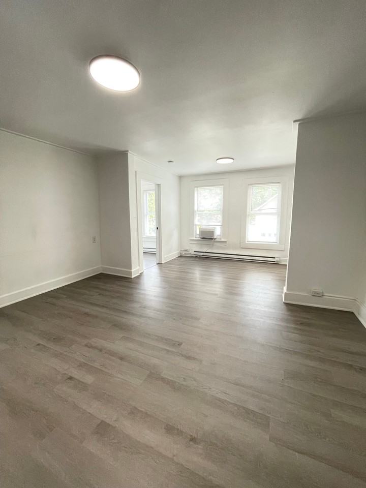 1082 21st Street #204 - Photo 5 of 17