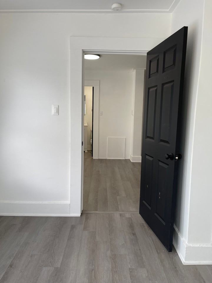 1082 21st Street #204 - Photo 6 of 17