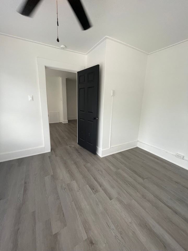 1082 21st Street #204 - Photo 7 of 17
