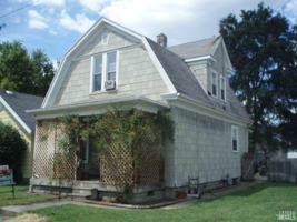 featured image of 938 Herman St