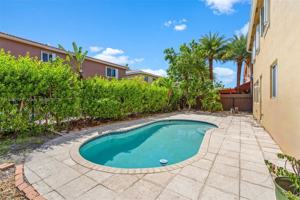 featured image of 20530 Nw 12th Ct