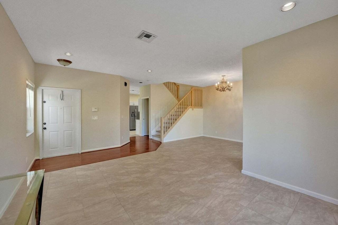 21193 Vía Eden - Photo 3 of 8