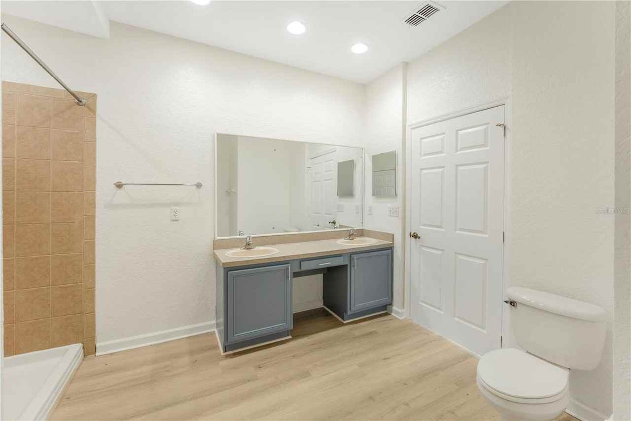 3351 Whitestone Cir #304 - Photo 6 of 19