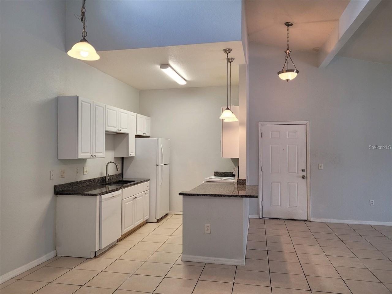 155 N Pearl Lake Cswy #200 - Photo 7 of 21