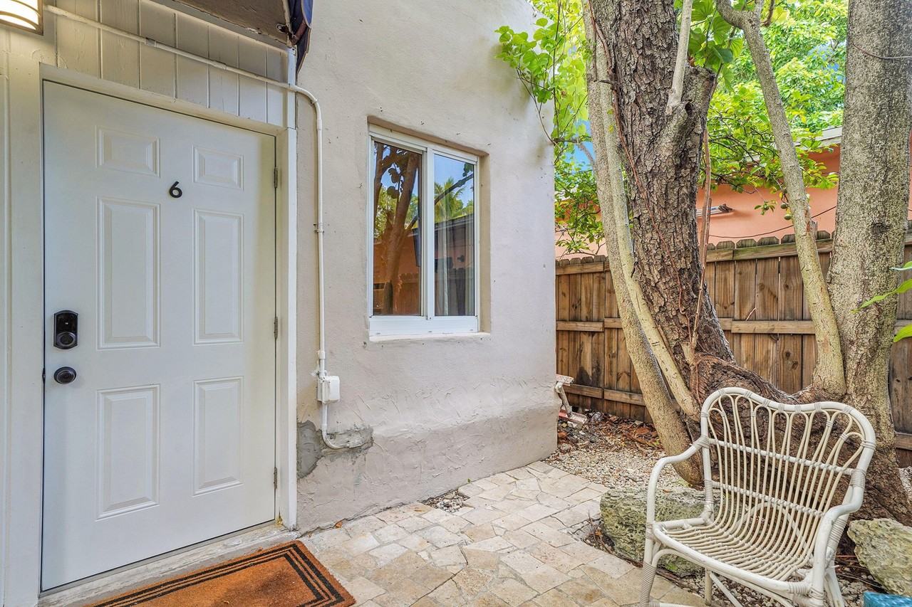 Ne 53rd St - Photo 7 of 7