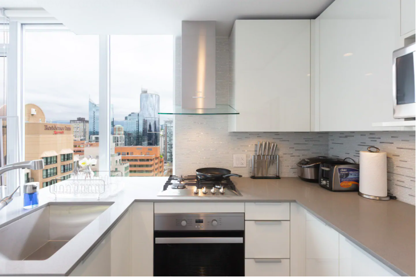 1283 Howe Street #27xx - Photo 4 of 17