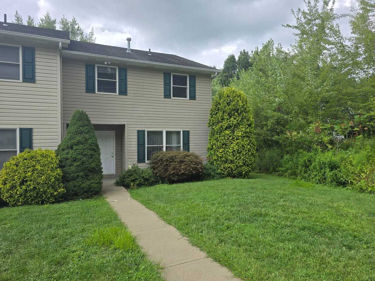 414 Harding St - Photo 2 of 22