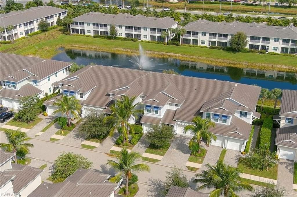 6954 Avalon Cir #702 - Photo 3 of 40