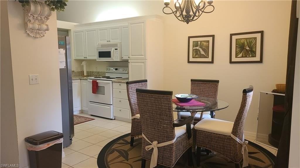 445 Robin Hood Cir #201 - Photo 4 of 22