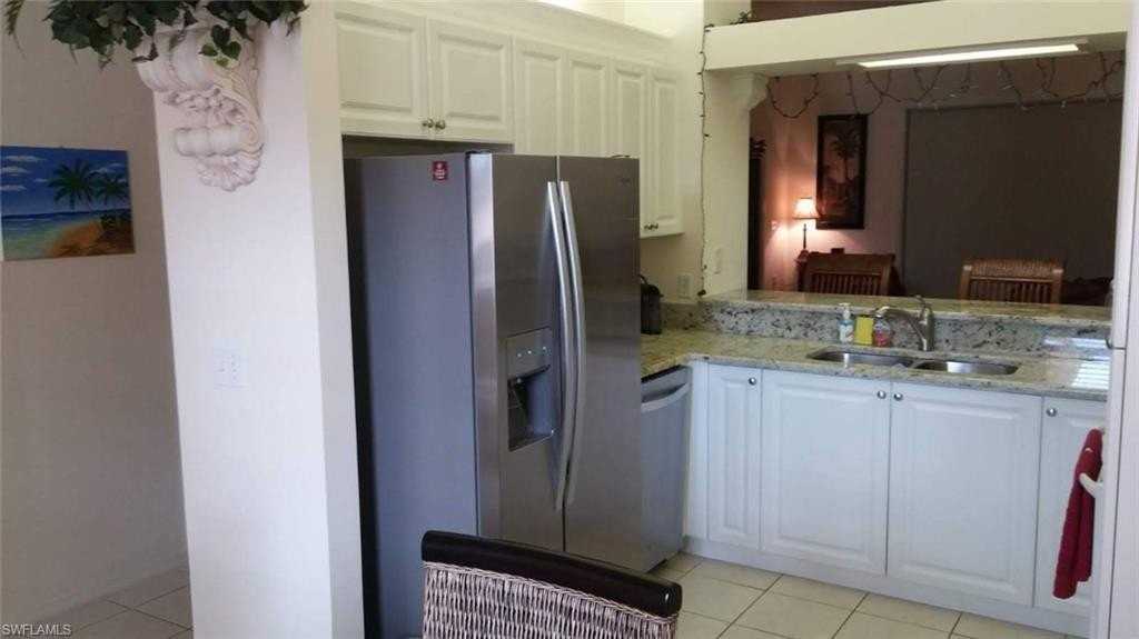 445 Robin Hood Cir #201 - Photo 5 of 22