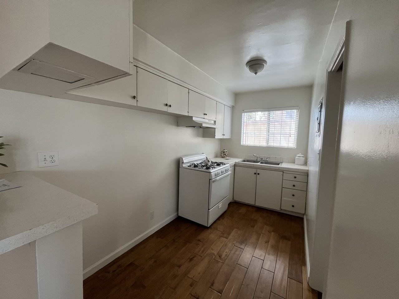 6939 Hazeltine Avenue - Photo 2 of 10